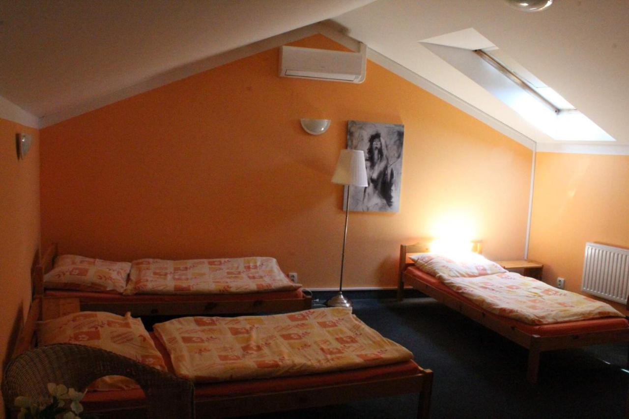 Restaurace A Penzion U Svate Barbory Ústí nad Labem Εξωτερικό φωτογραφία